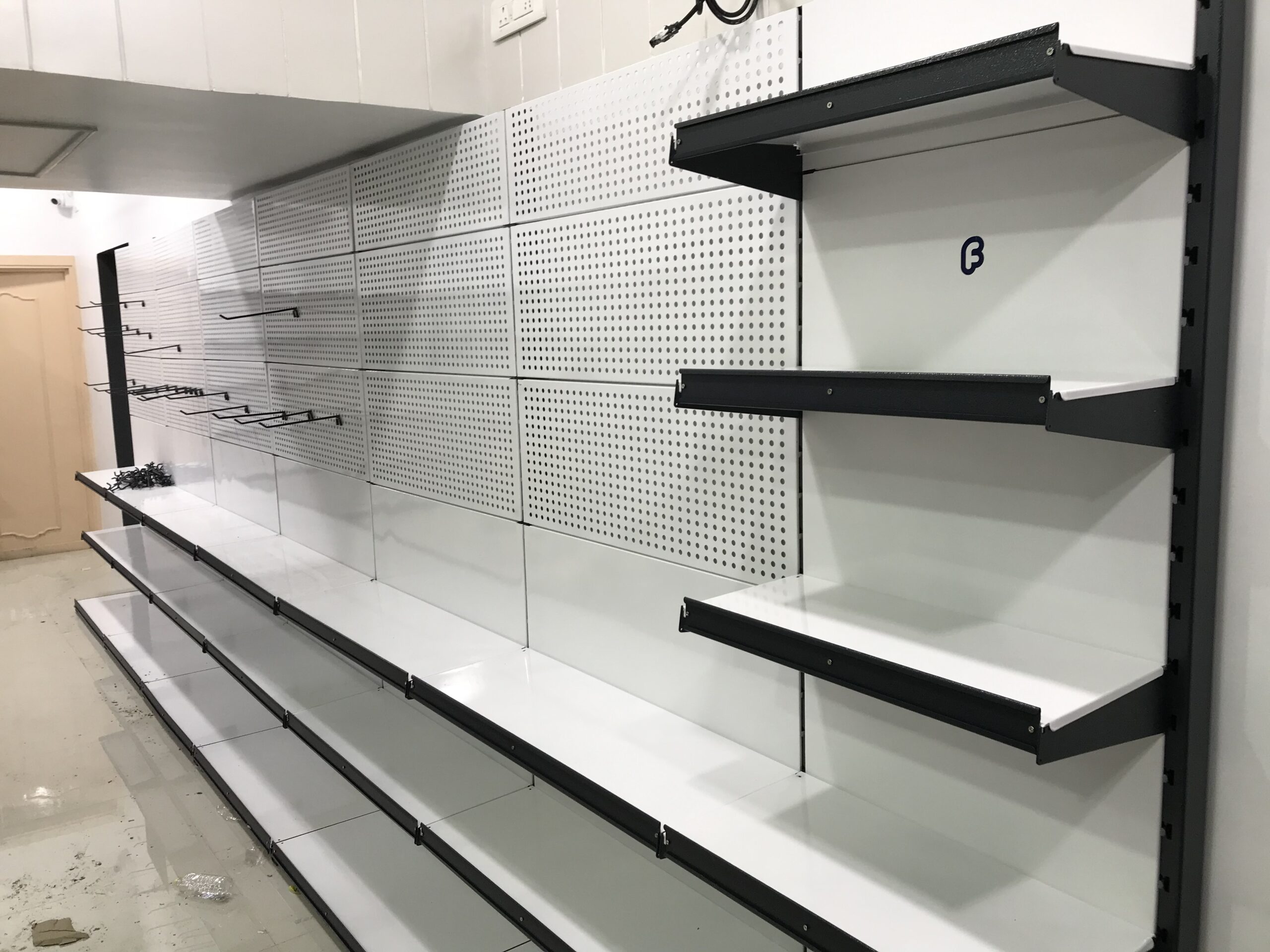 Royal Sales - Mansi Circle - Display Rack, Pharmacy Rack, Heavy Duty ...
